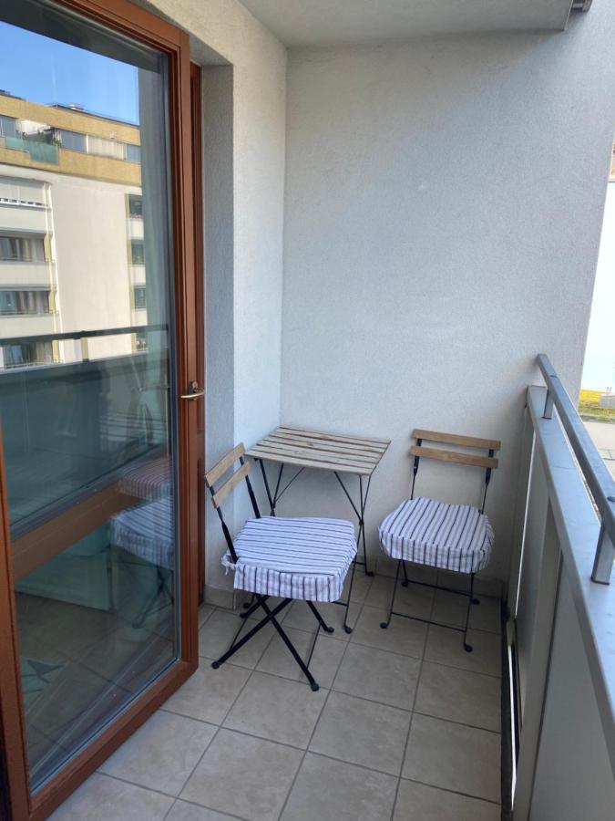 Vienna4 Apartment Luaran gambar
