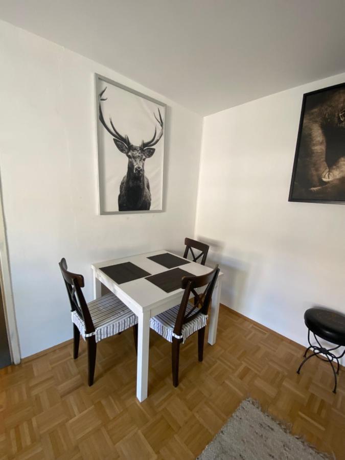 Vienna4 Apartment Luaran gambar