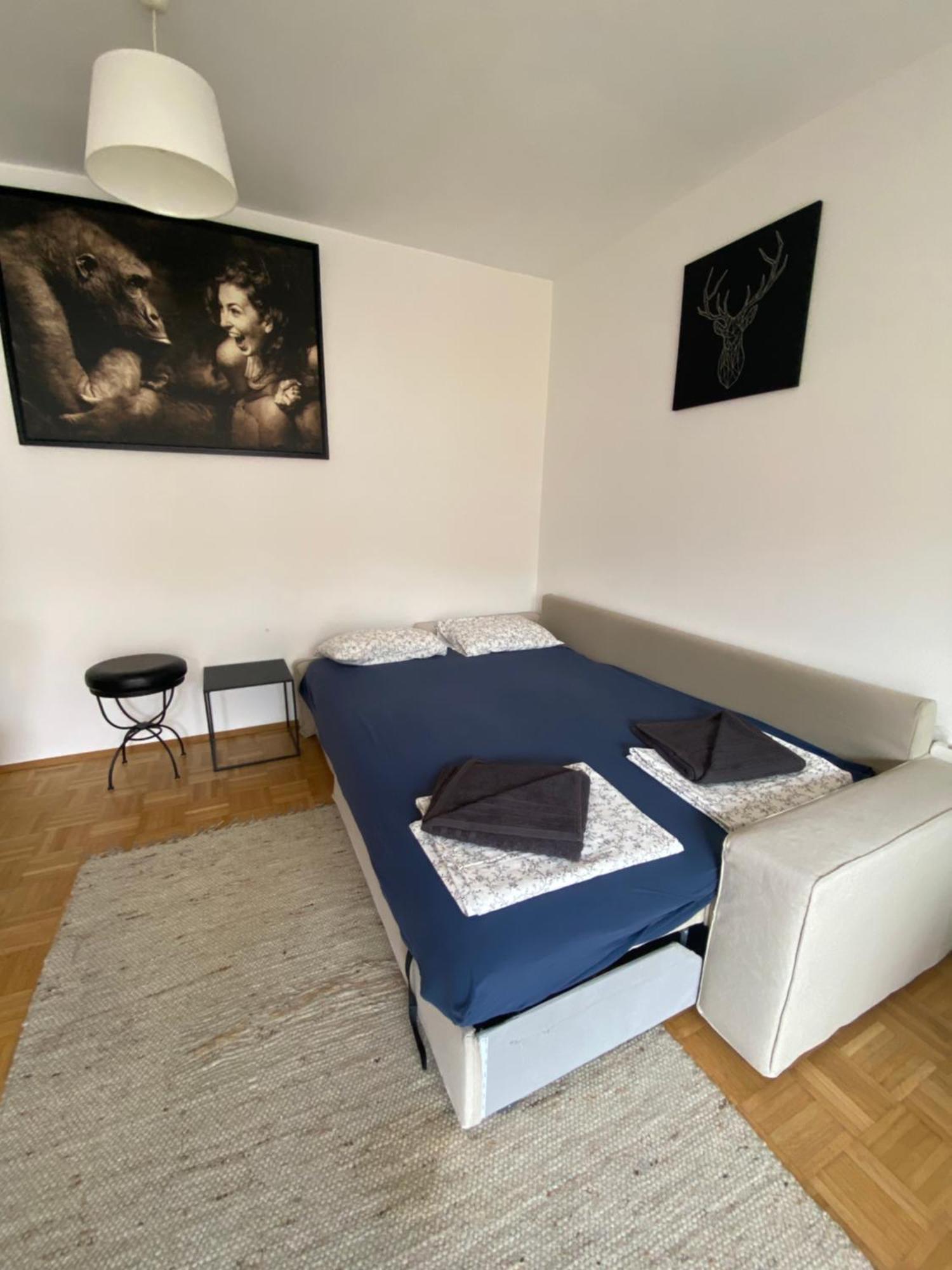 Vienna4 Apartment Luaran gambar